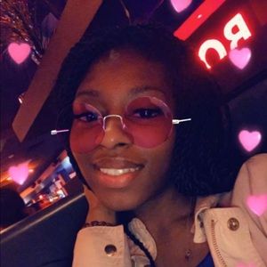 Meet your Posher, Surleana